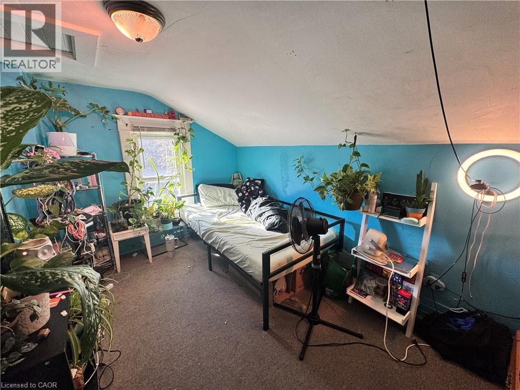 Single Family at 65 QUEEN Street, Thorold, Ontario - Photo 7 - RE/MAX Garden City Realty
