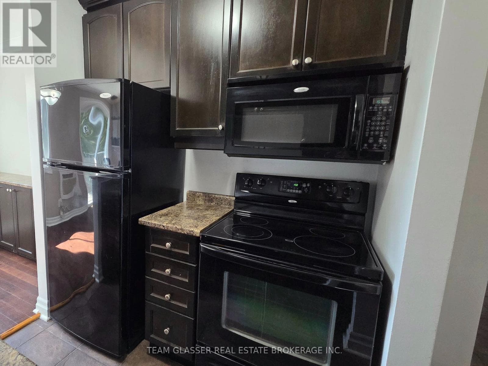 Single Family at 505- 570 WILLIAM Street, London East (East F), Ontario - Photo 10 - RE/MAX Garden City Realty