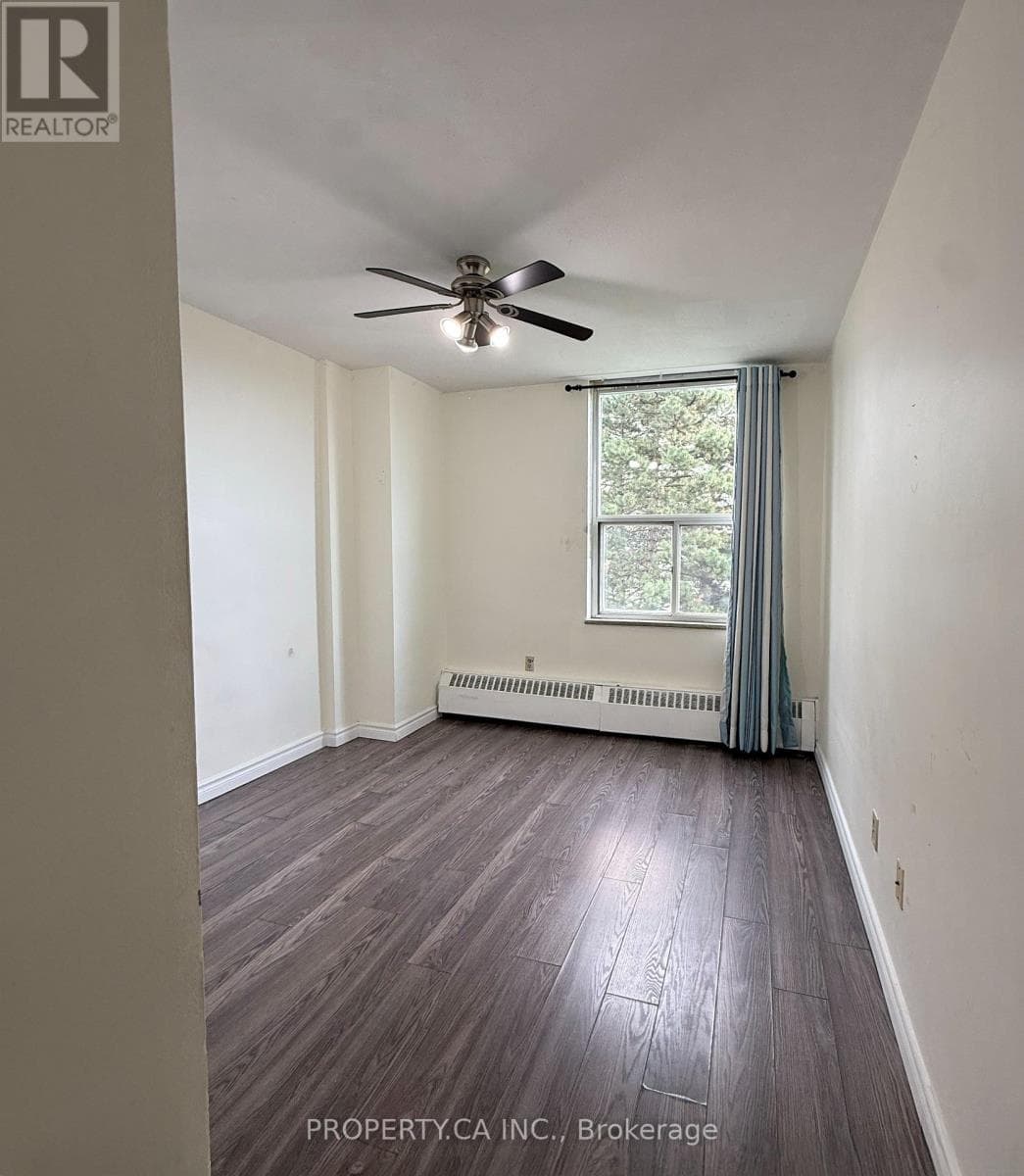 Single Family at 411- 10 Parkway Forest Drive, Toronto (Henry Farm), Ontario - Photo 9 - RE/MAX Garden City Realty
