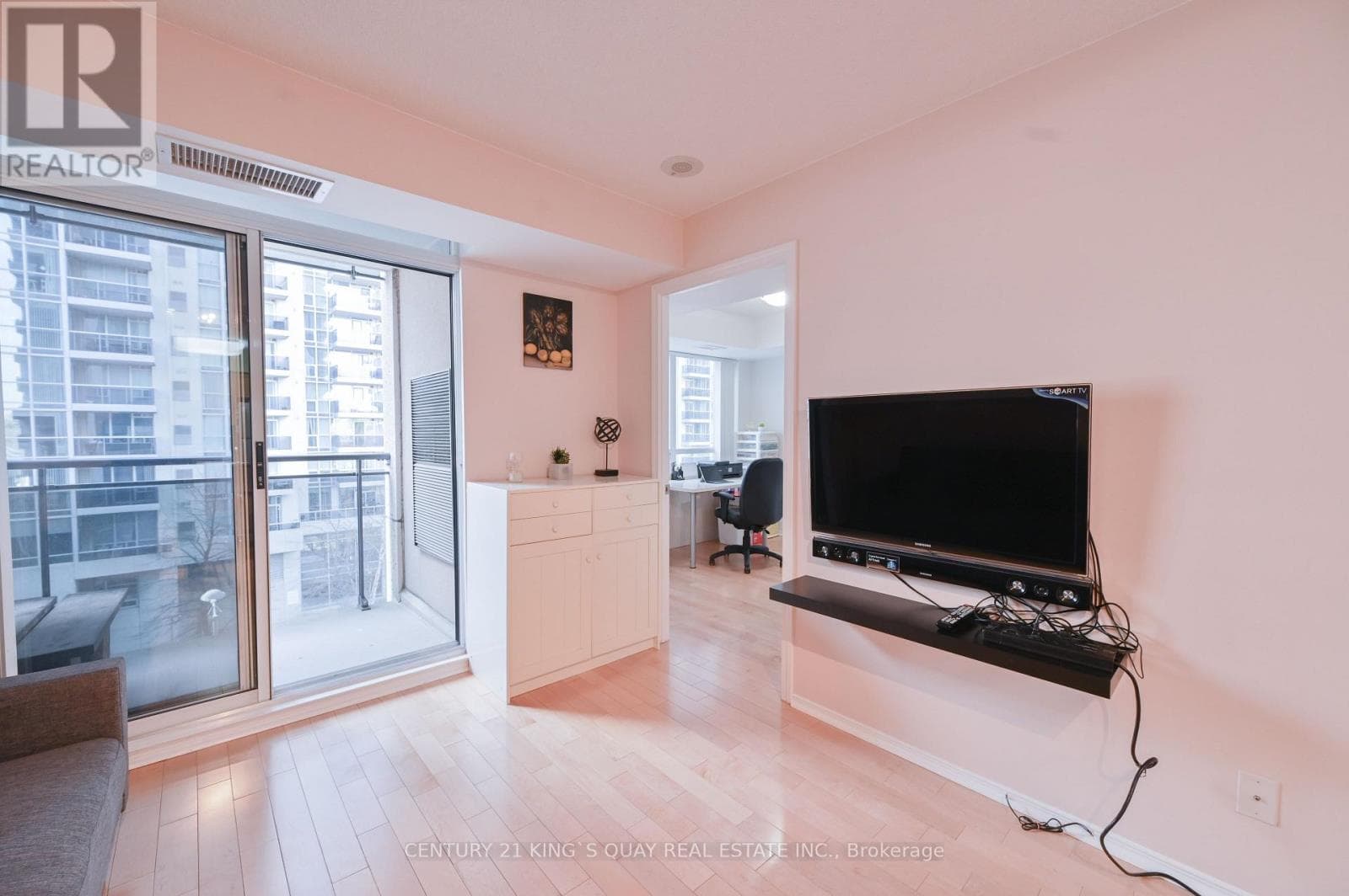 Single Family at 612- 155 Beecroft Road, Toronto (Lansing-Westgate), Ontario - Photo 6 - RE/MAX Garden City Realty