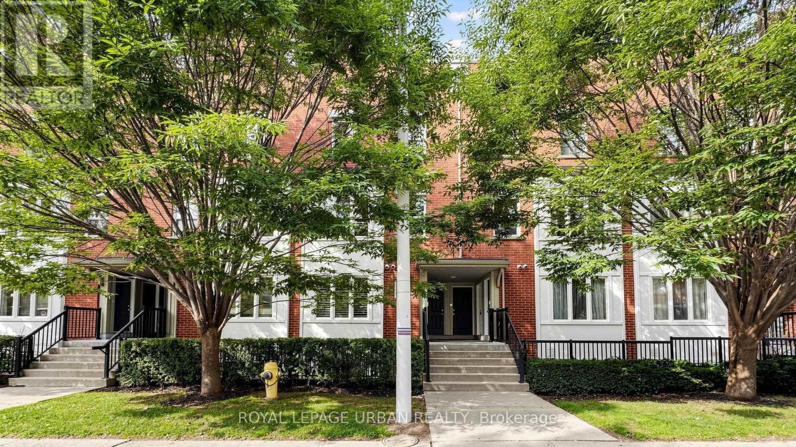 2- 76 Munro Street