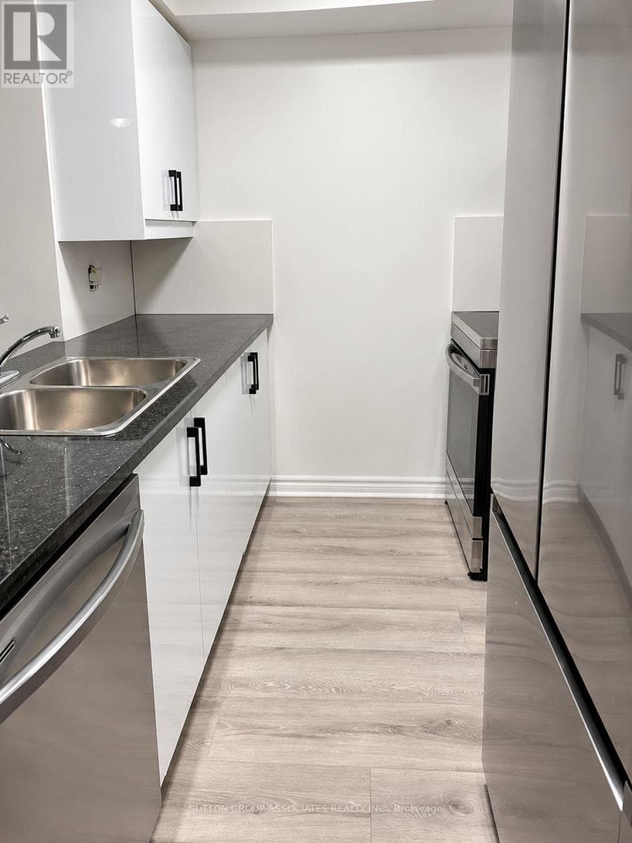 Single Family at 1406- 70 High Park Avenue, Toronto (High Park North), Ontario - Photo 3 - RE/MAX Garden City Realty