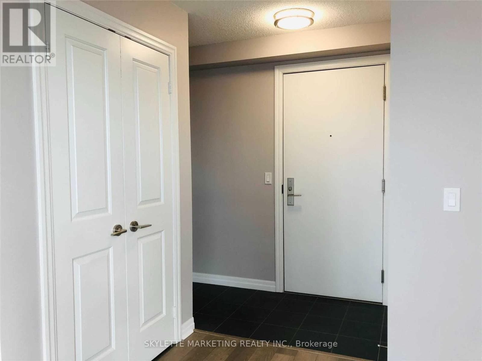 Single Family at 2203- 275 Yorkland Road, Toronto (Henry Farm), Ontario - Photo 2 - RE/MAX Garden City Realty