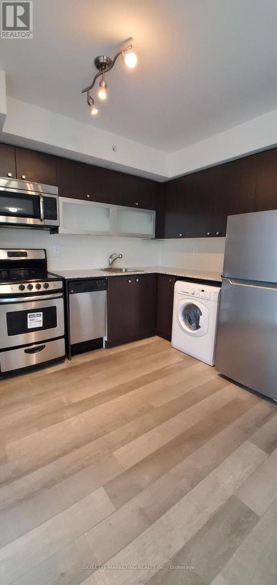 Single Family at 2203- 275 Yorkland Road, Toronto (Henry Farm), Ontario - Photo 4 - RE/MAX Garden City Realty