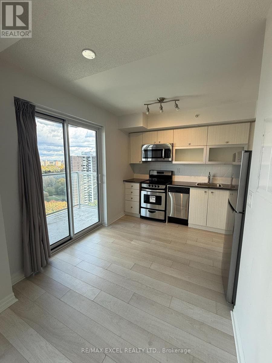 Single Family at 1903- 275 Yorkland Road, Toronto (Henry Farm), Ontario - Photo 4 - RE/MAX Garden City Realty