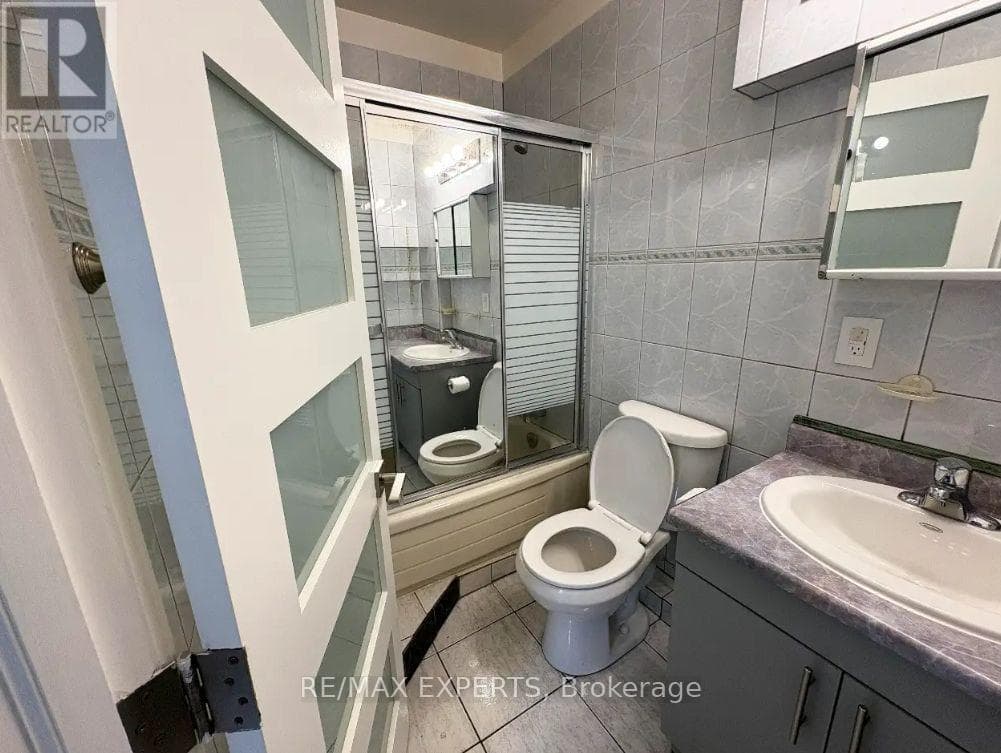 Single Family at MAIN- 721 Carlaw Avenue, Toronto (North Riverdale), Ontario - Photo 10 - RE/MAX Garden City Realty