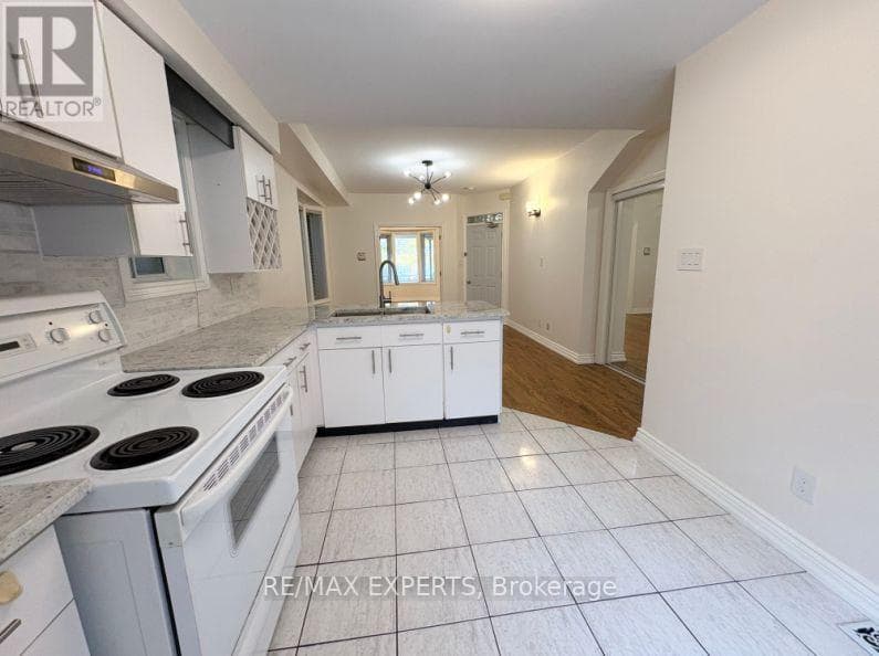 Single Family at MAIN- 721 Carlaw Avenue, Toronto (North Riverdale), Ontario - Photo 6 - RE/MAX Garden City Realty