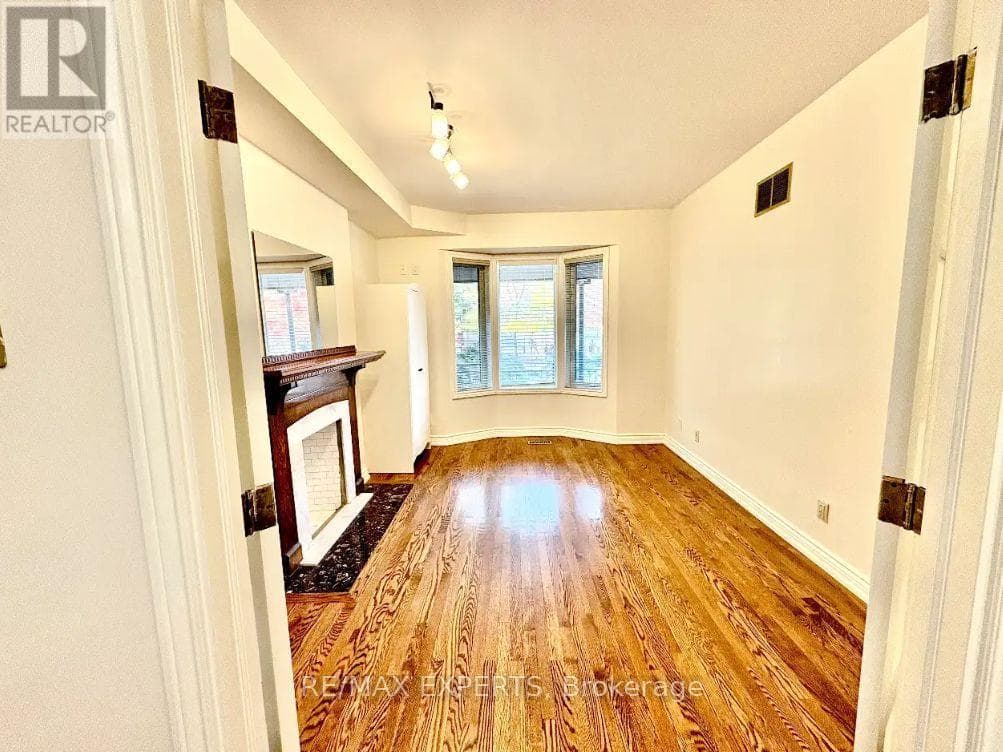 Single Family at MAIN- 721 Carlaw Avenue, Toronto (North Riverdale), Ontario - Photo 7 - RE/MAX Garden City Realty