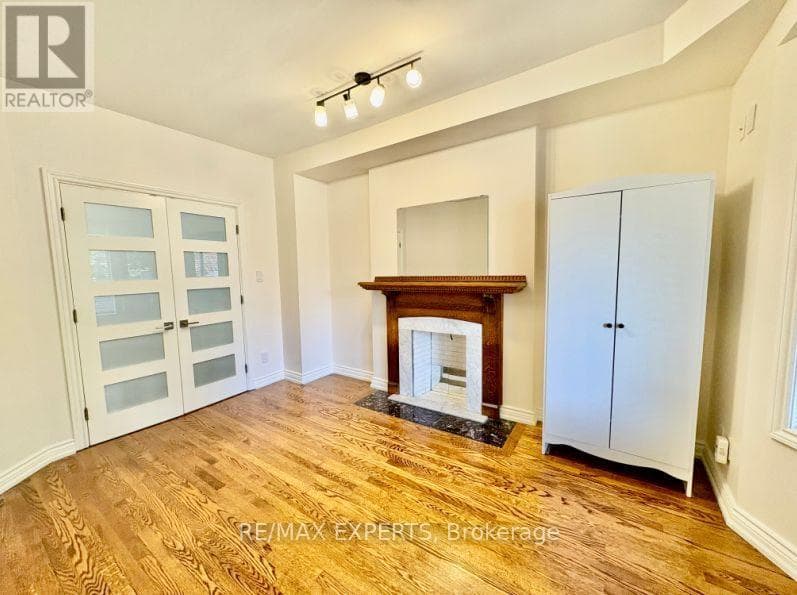 Single Family at MAIN- 721 Carlaw Avenue, Toronto (North Riverdale), Ontario - Photo 9 - RE/MAX Garden City Realty