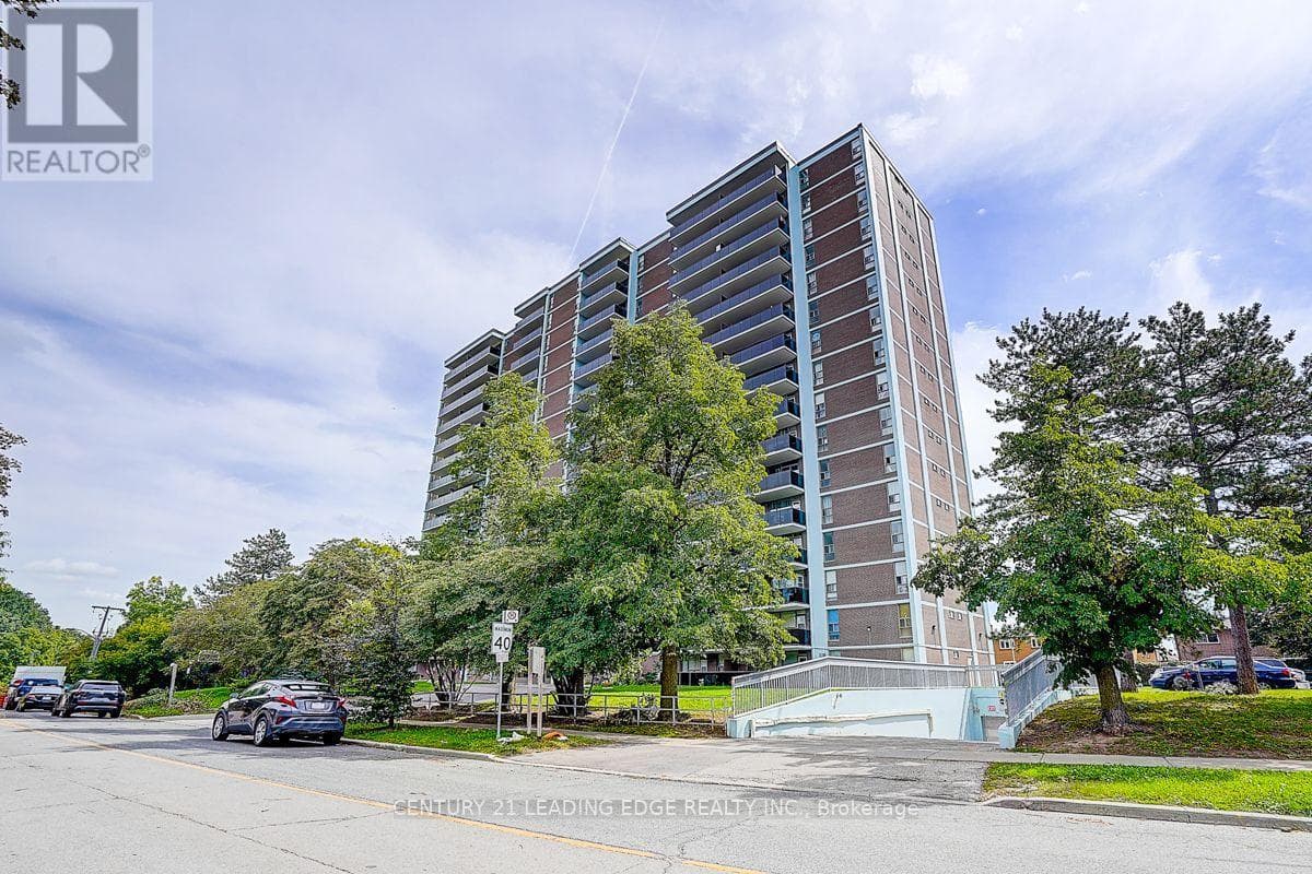 Single Family at 201- 235 Grandravine Drive, Toronto (Glenfield-Jane Heights), Ontario - Photo 5 - RE/MAX Garden City Realty