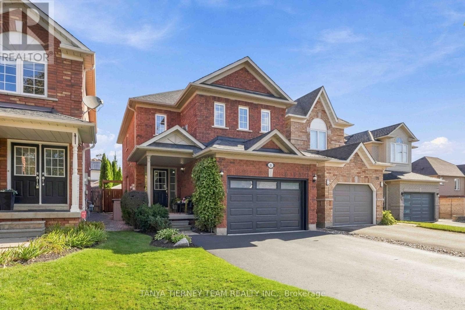 28 Castle Green Drive