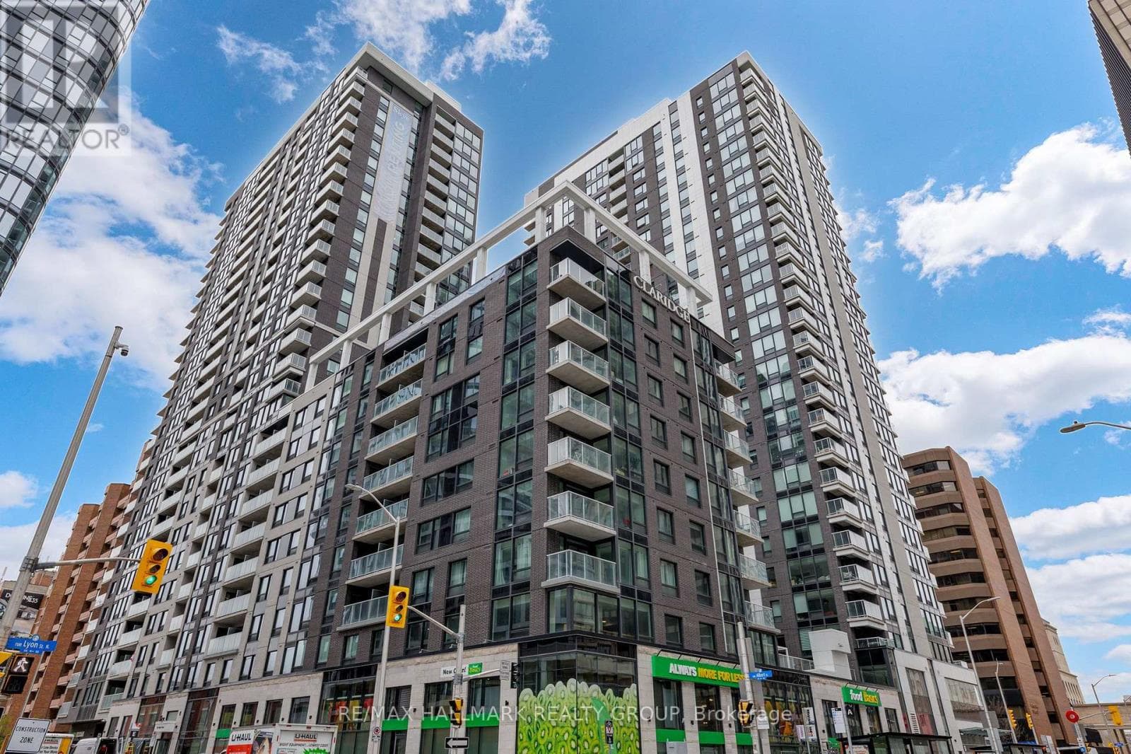 2308- 340 Queen Street