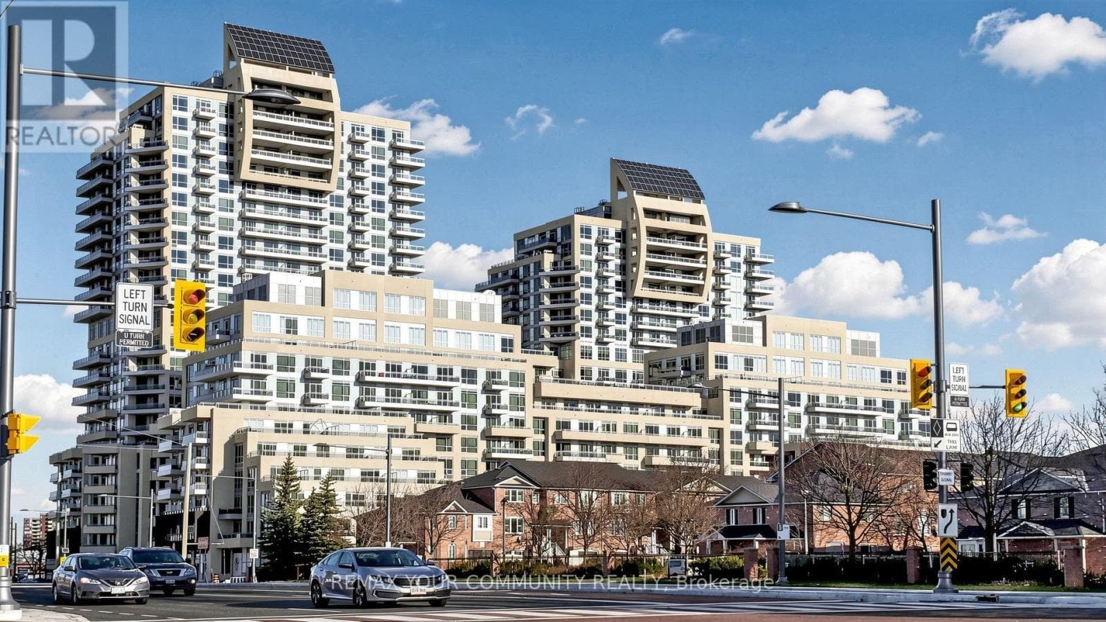 619- 9201 Yonge Street