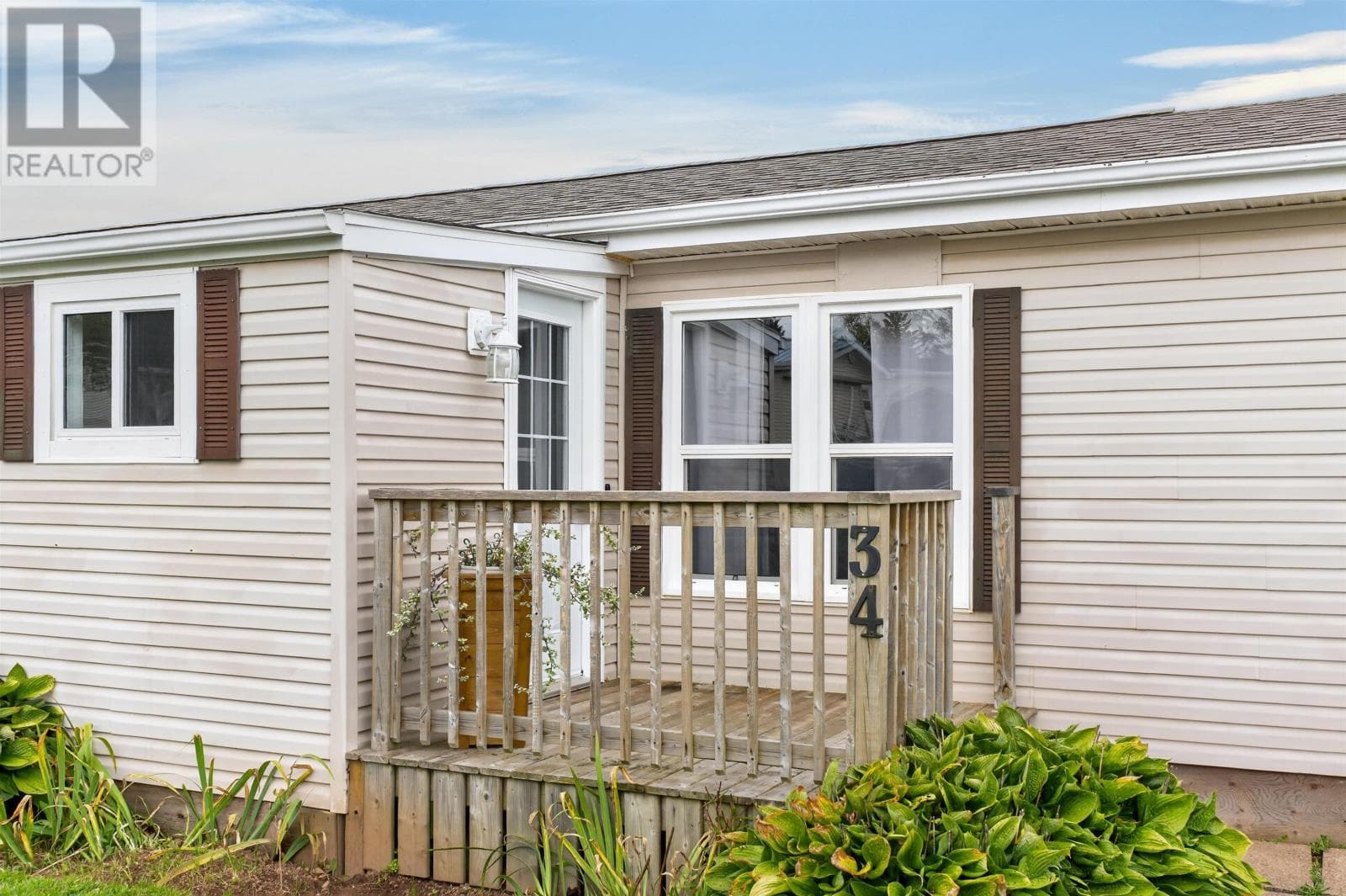 Single Family at 34 Heritage Drive, Cornwall, Prince Edward Island - Photo 8 - RE/MAX Garden City Realty