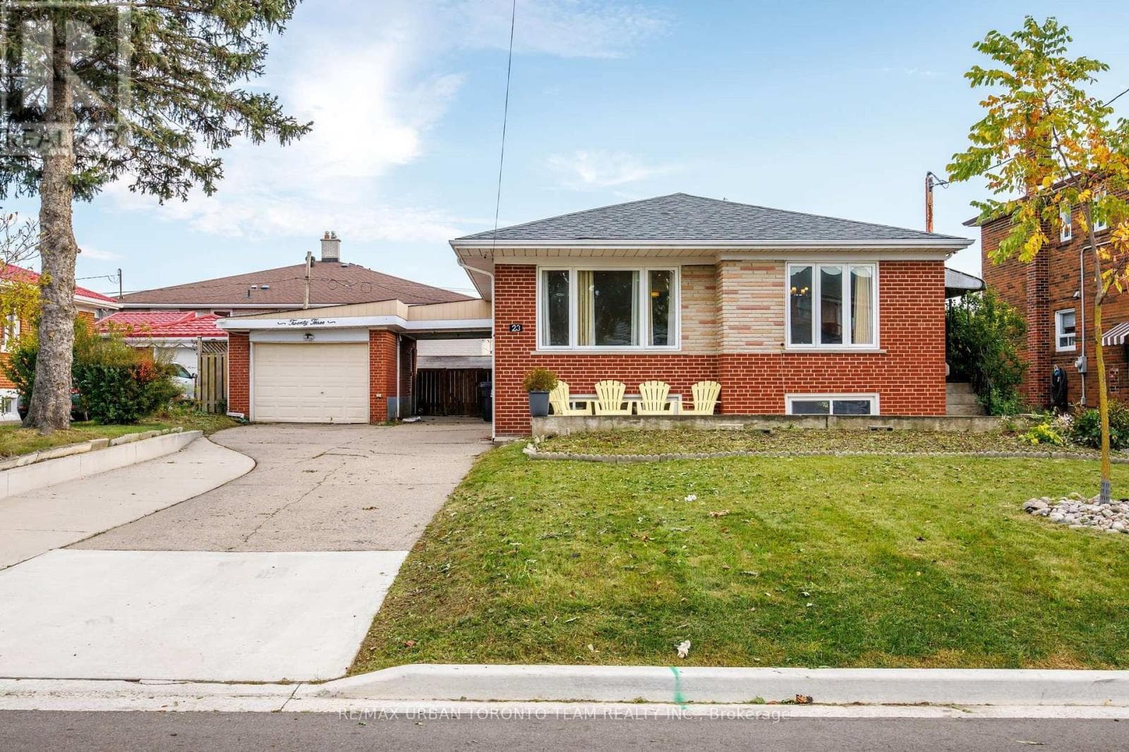 Single Family at MAIN- 23 Wishart Place, Toronto (Glenfield-Jane Heights), Ontario - Photo 9 - RE/MAX Garden City Realty