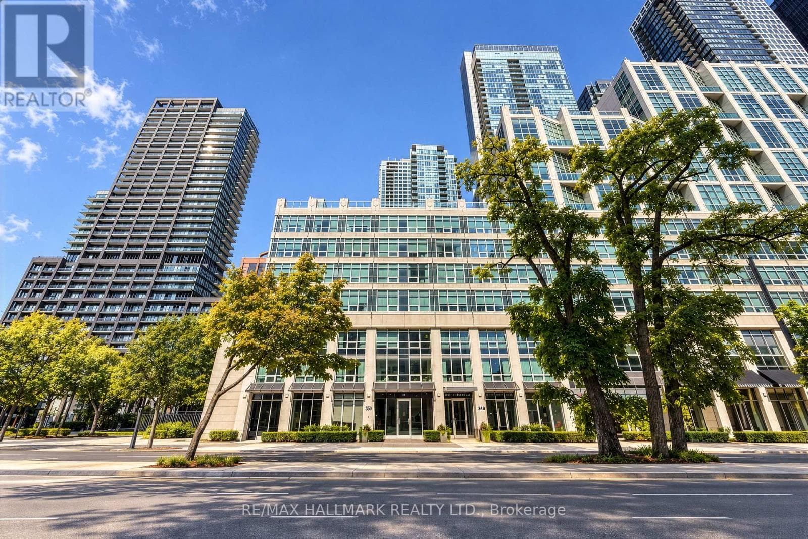 M05- 350 Wellington Street