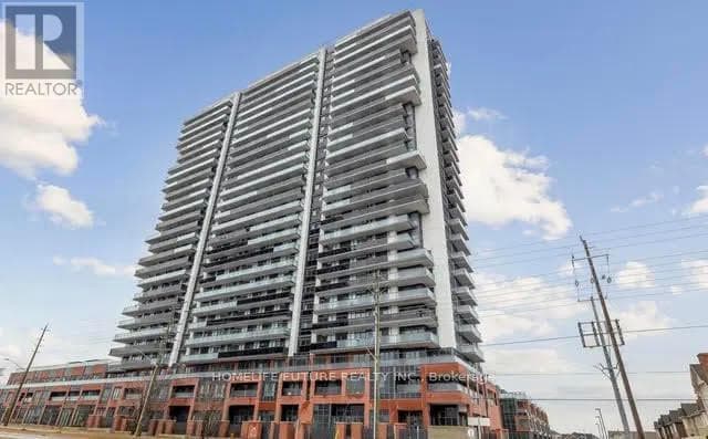 1608- 2545 Simcoe Street