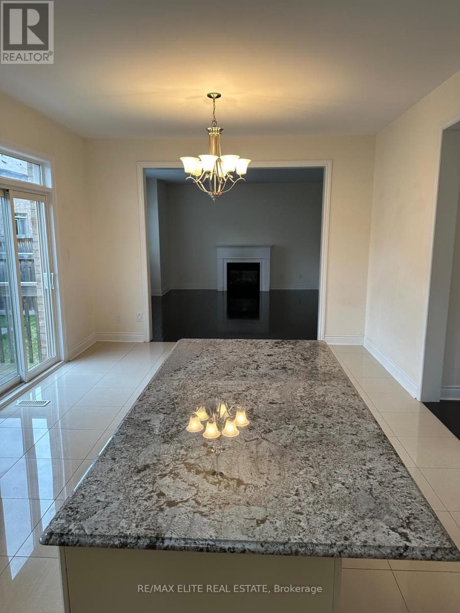Single Family at 959 Ernest Cousins Circle, Newmarket (Stonehaven-Wyndham), Ontario - Photo 9 - RE/MAX Garden City Realty