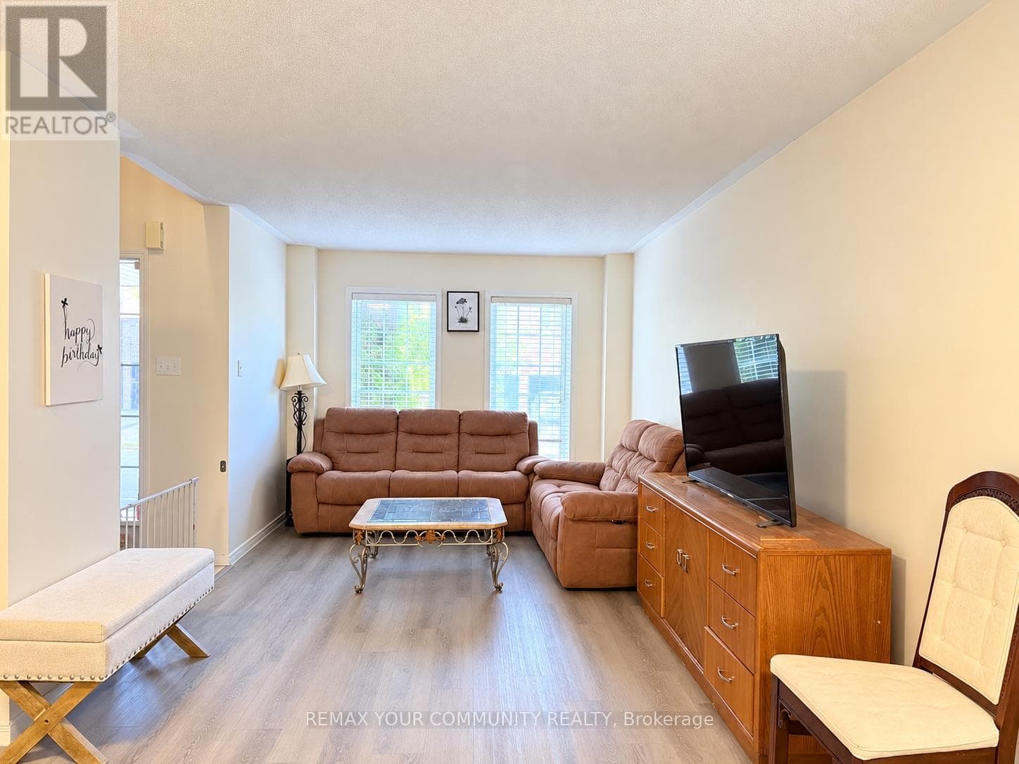 Single Family at 163 Flagstone Way, Newmarket (Woodland Hill), Ontario - Photo 5 - RE/MAX Garden City Realty