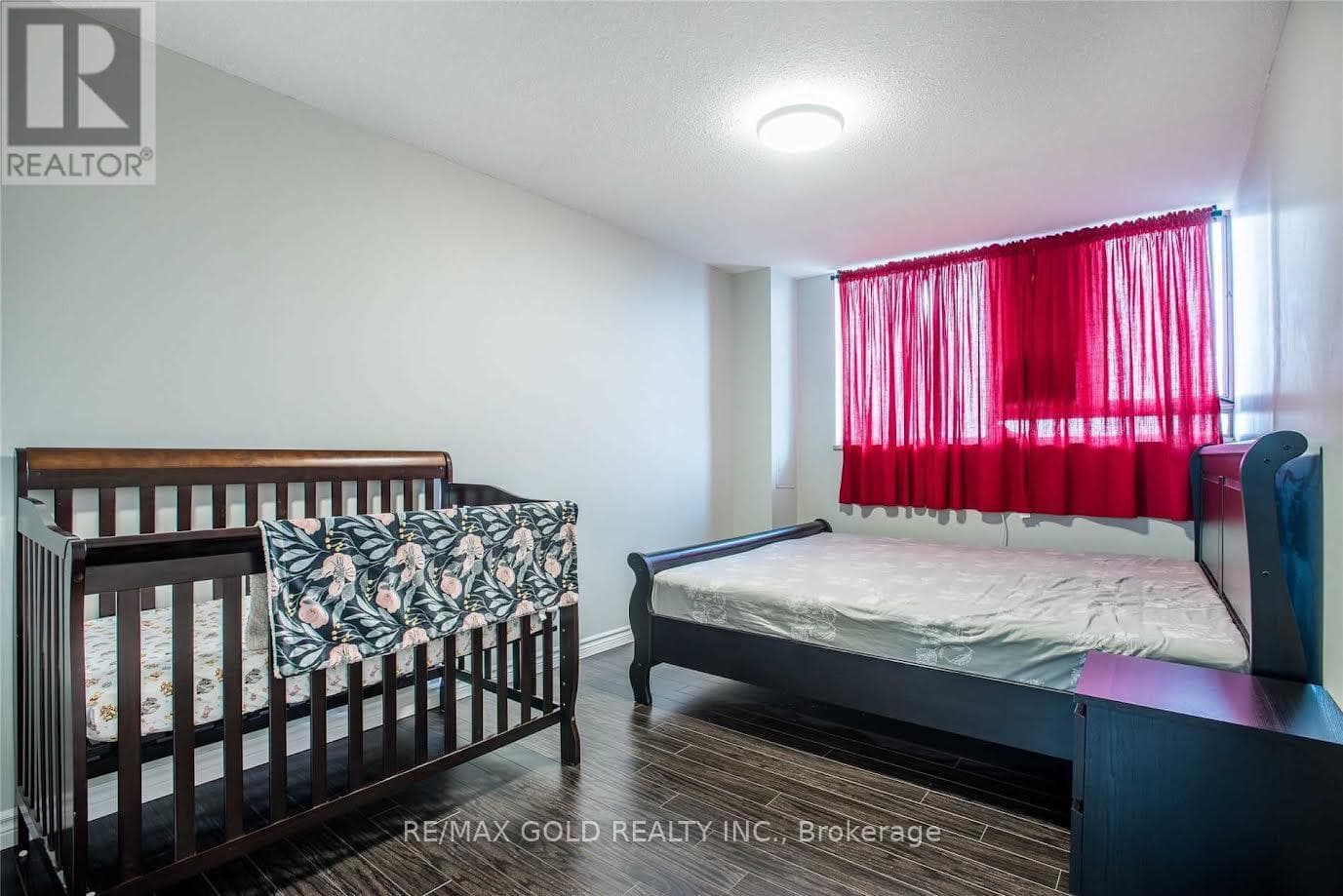 Single Family at 312- 1050 Stainton Drive, Mississauga (Erindale), Ontario - Photo 2 - RE/MAX Garden City Realty