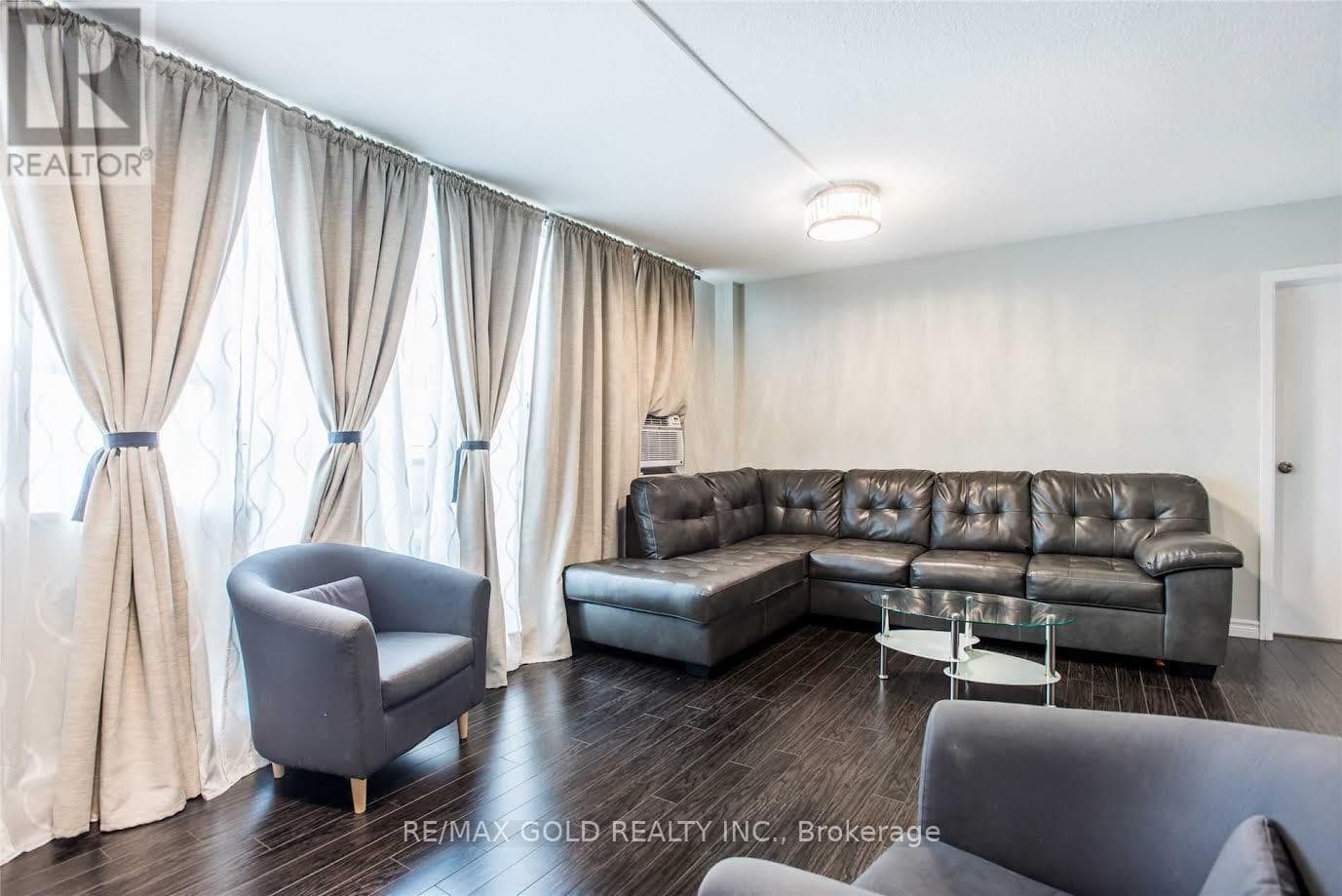 Single Family at 312- 1050 Stainton Drive, Mississauga (Erindale), Ontario - Photo 3 - RE/MAX Garden City Realty