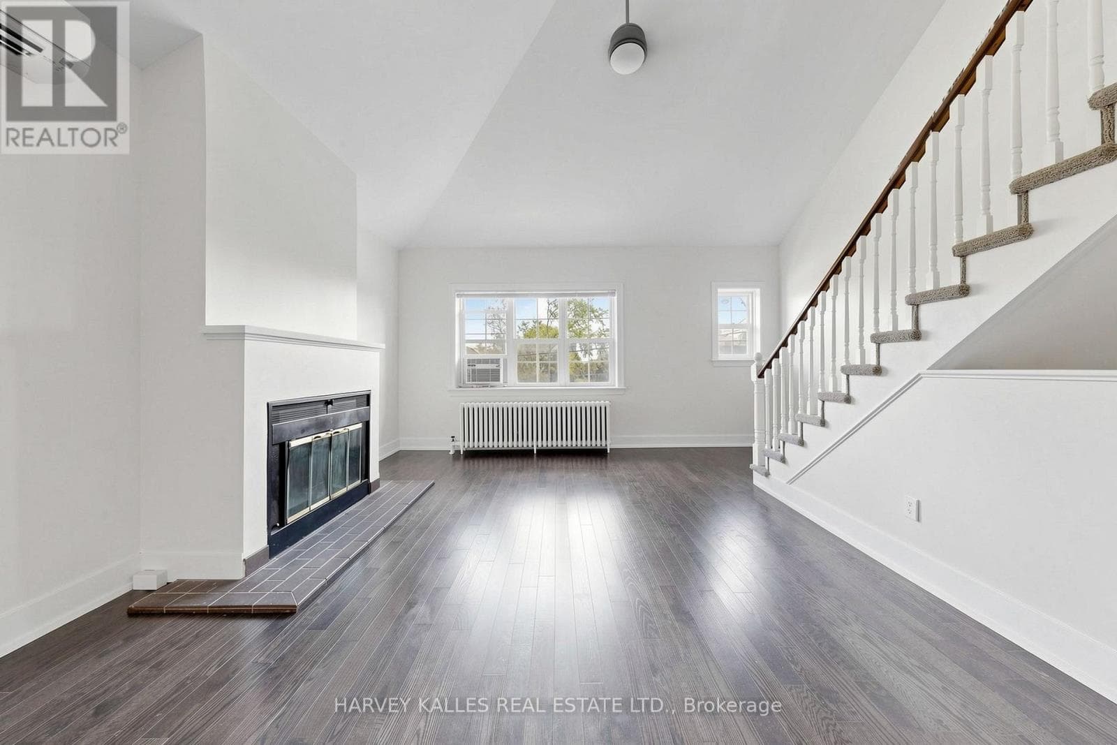 Single Family at 2- 1170 Avenue Road, Toronto (Lawrence Park South), Ontario - Photo 3 - RE/MAX Garden City Realty