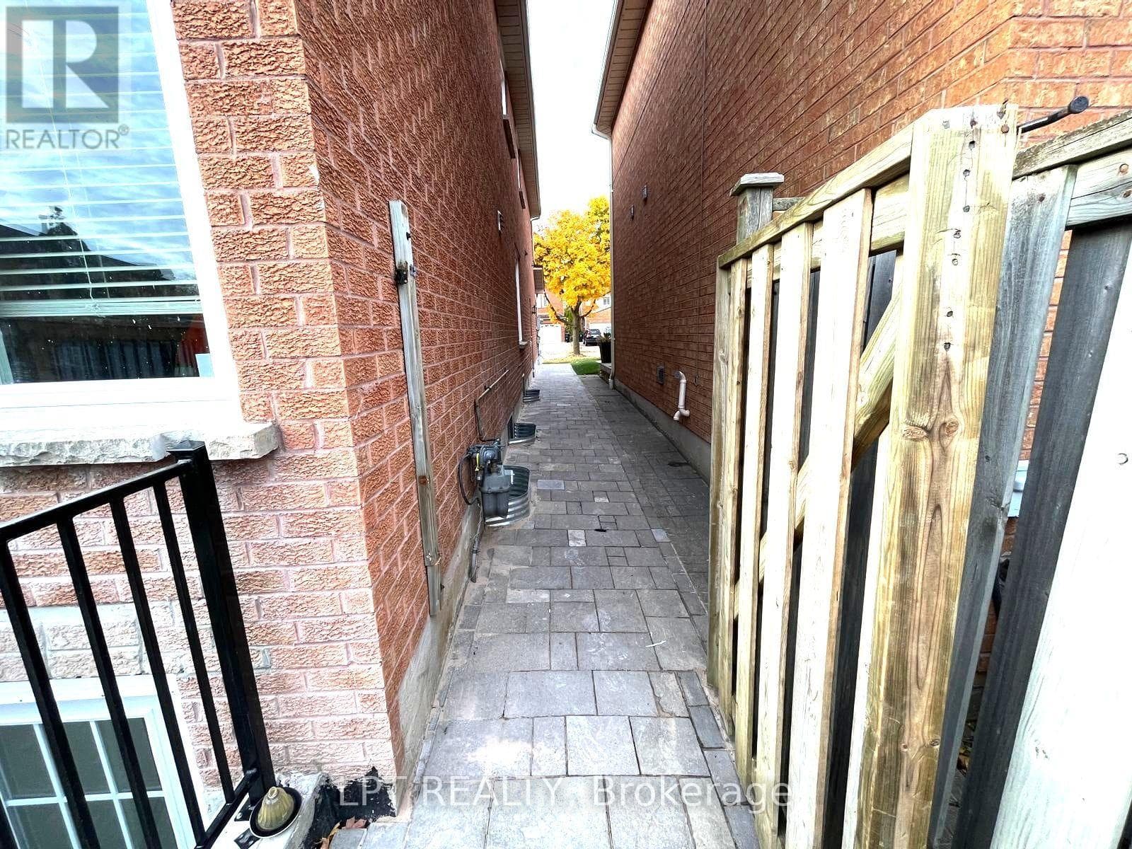 Single Family at Bsmt- 17 Glenheather Terrace, Toronto (Rouge), Ontario - Photo 4 - RE/MAX Garden City Realty