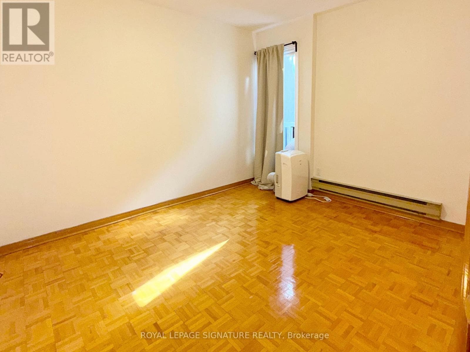 Single Family at 2nd Flr- 455 B Danforth Avenue, Toronto (North Riverdale), Ontario - Photo 7 - RE/MAX Garden City Realty