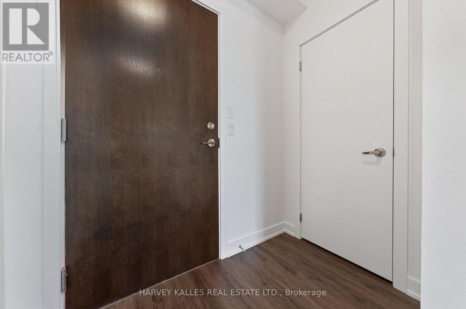 Single Family at 503- 630 Greenwood Avenue, Toronto (Blake-Jones), Ontario - Photo 3 - RE/MAX Garden City Realty