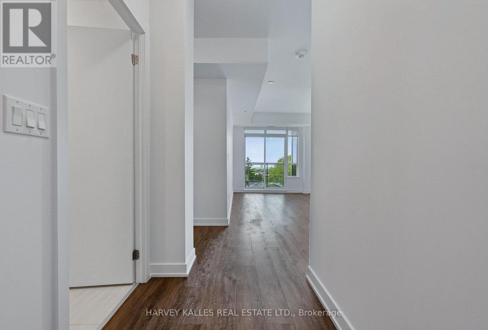 Single Family at 503- 630 Greenwood Avenue, Toronto (Blake-Jones), Ontario - Photo 5 - RE/MAX Garden City Realty