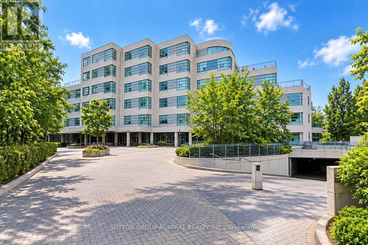 102- 1 Watergarden Way