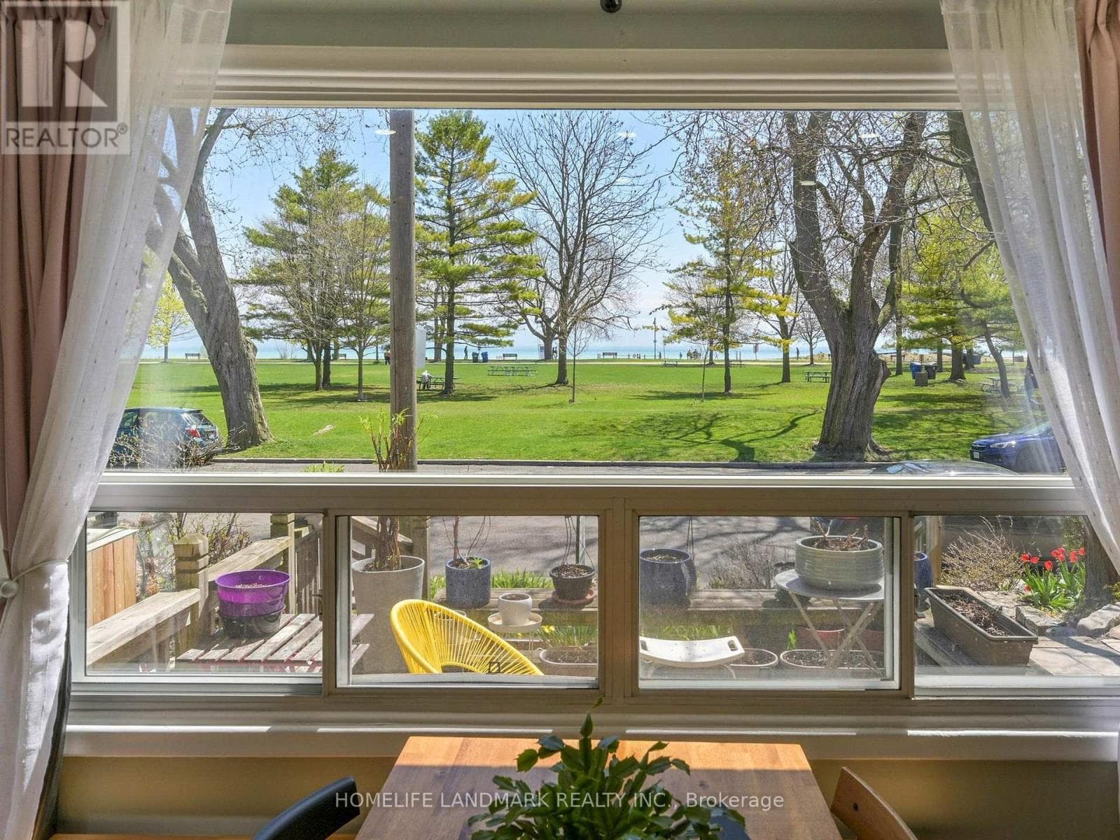 Single Family at 24 Kewbeach Avenue, Toronto (The Beaches), Ontario - Photo 10 - RE/MAX Garden City Realty