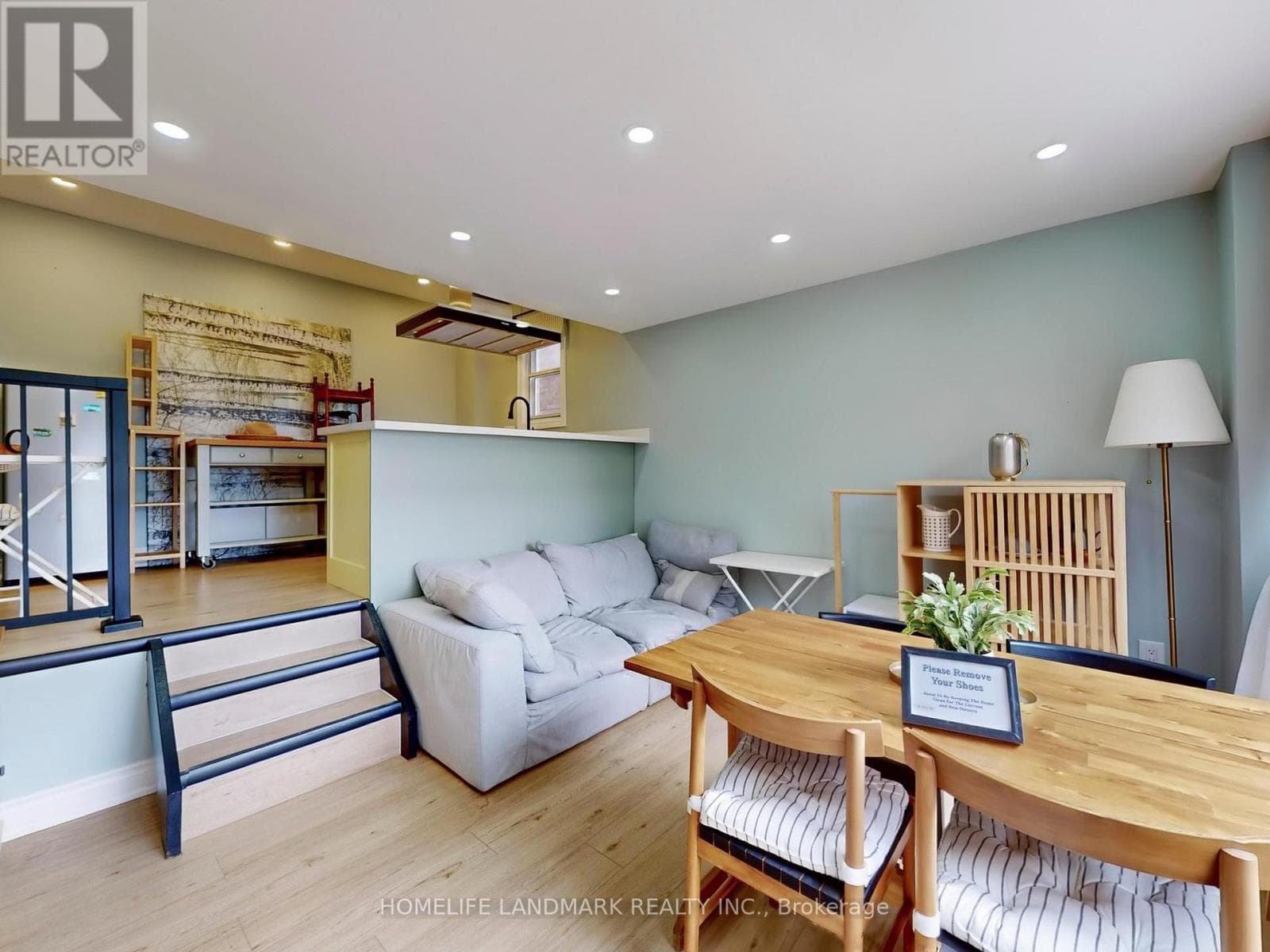 Single Family at 24 Kewbeach Avenue, Toronto (The Beaches), Ontario - Photo 9 - RE/MAX Garden City Realty