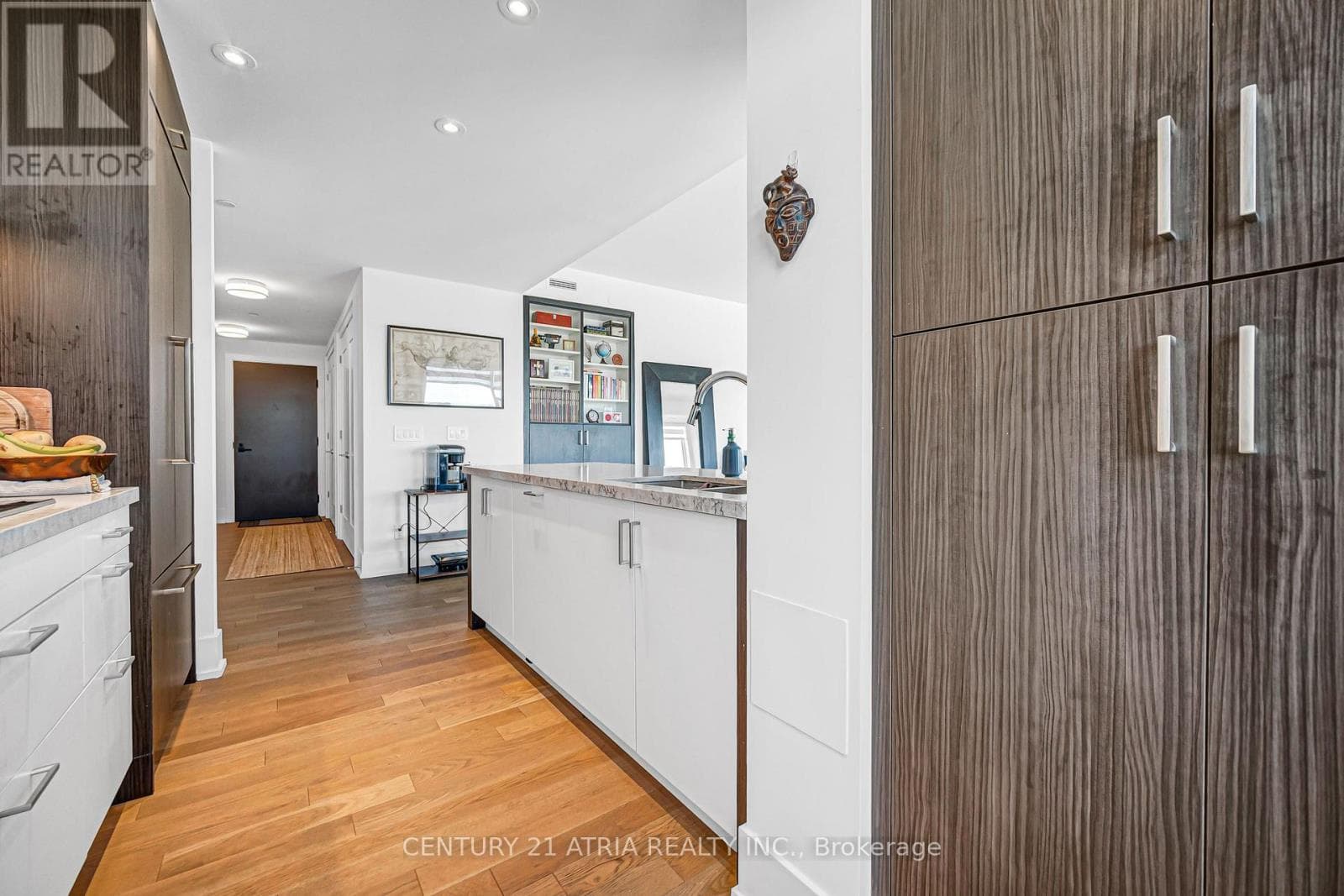Single Family at 1219- 25 ADRA GRADO Way, Toronto (Bayview Village), Ontario - Photo 6 - RE/MAX Garden City Realty