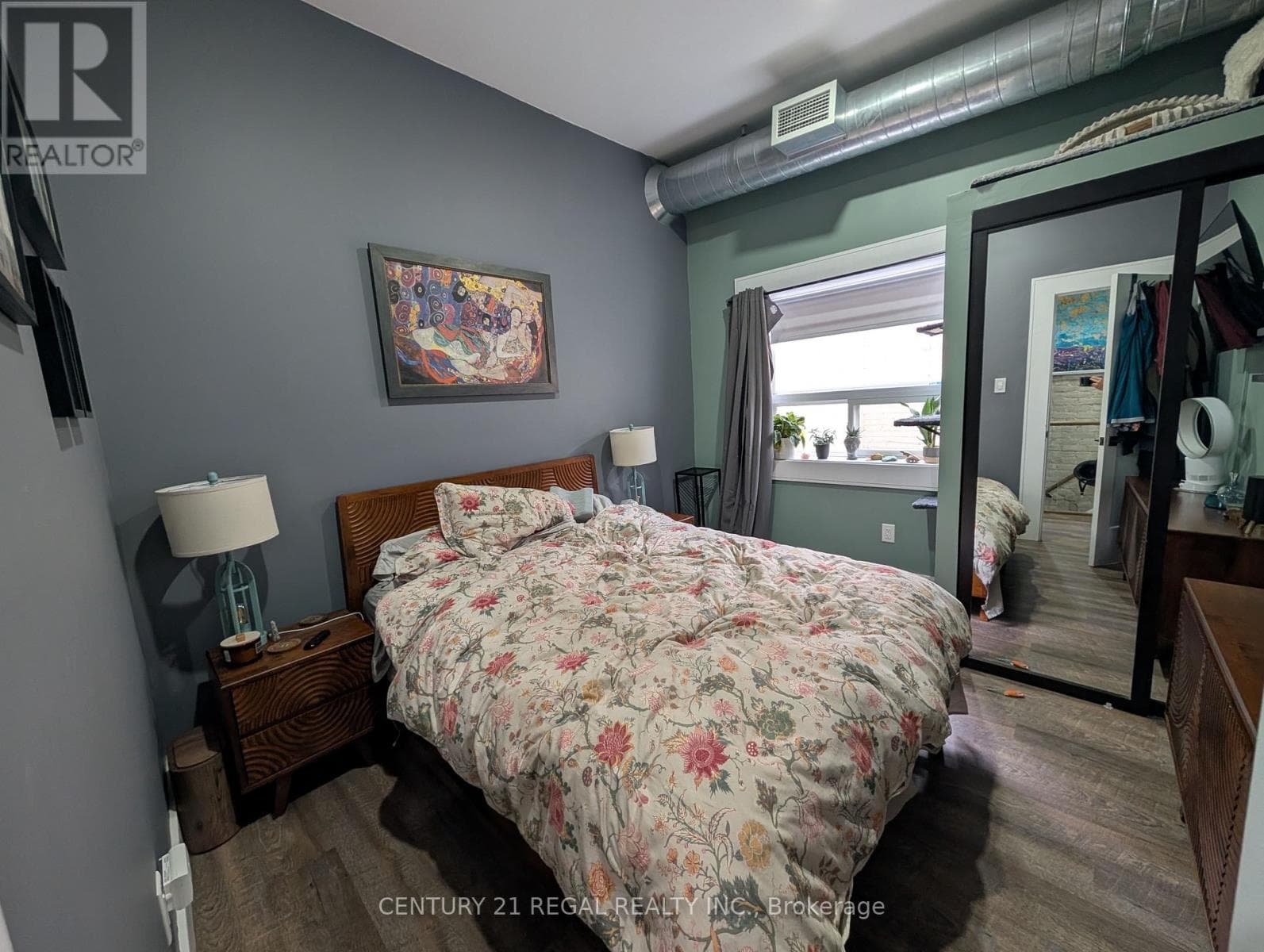 Single Family at 2- 923 Kingston Road, Toronto (The Beaches), Ontario - Photo 6 - RE/MAX Garden City Realty