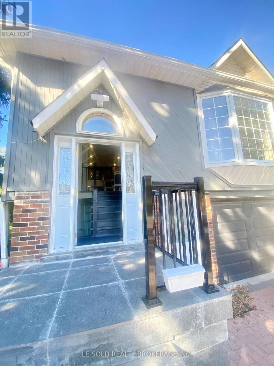 Single Family at Upper- 2 Chipwood Crescent, Toronto (Pleasant View), Ontario - Photo 2 - RE/MAX Garden City Realty