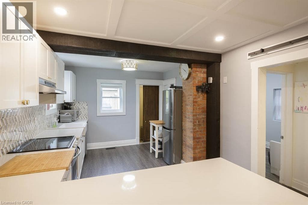 Single Family at 241 VINE Street, St. Catharines, Ontario - Photo 4 - RE/MAX Garden City Realty
