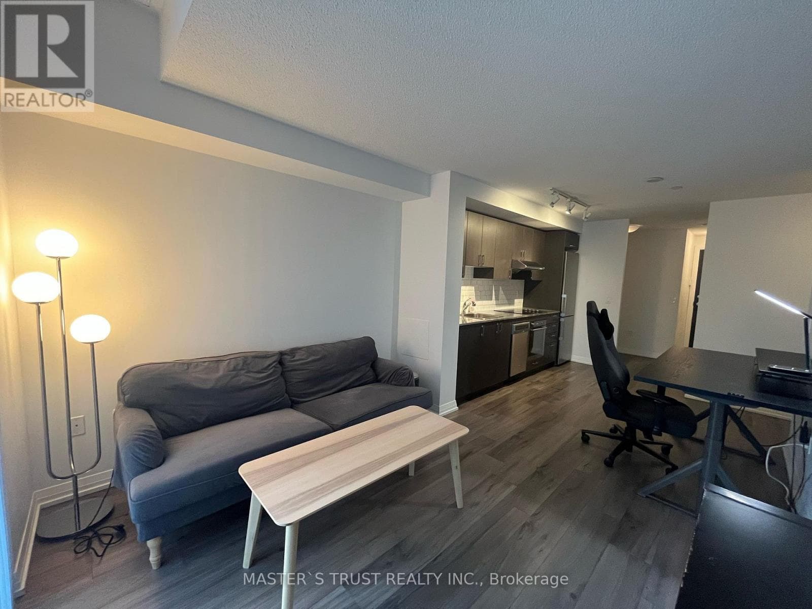 Single Family at 306- 50 Ann O'reilly Road, Toronto (Henry Farm), Ontario - Photo 8 - RE/MAX Garden City Realty