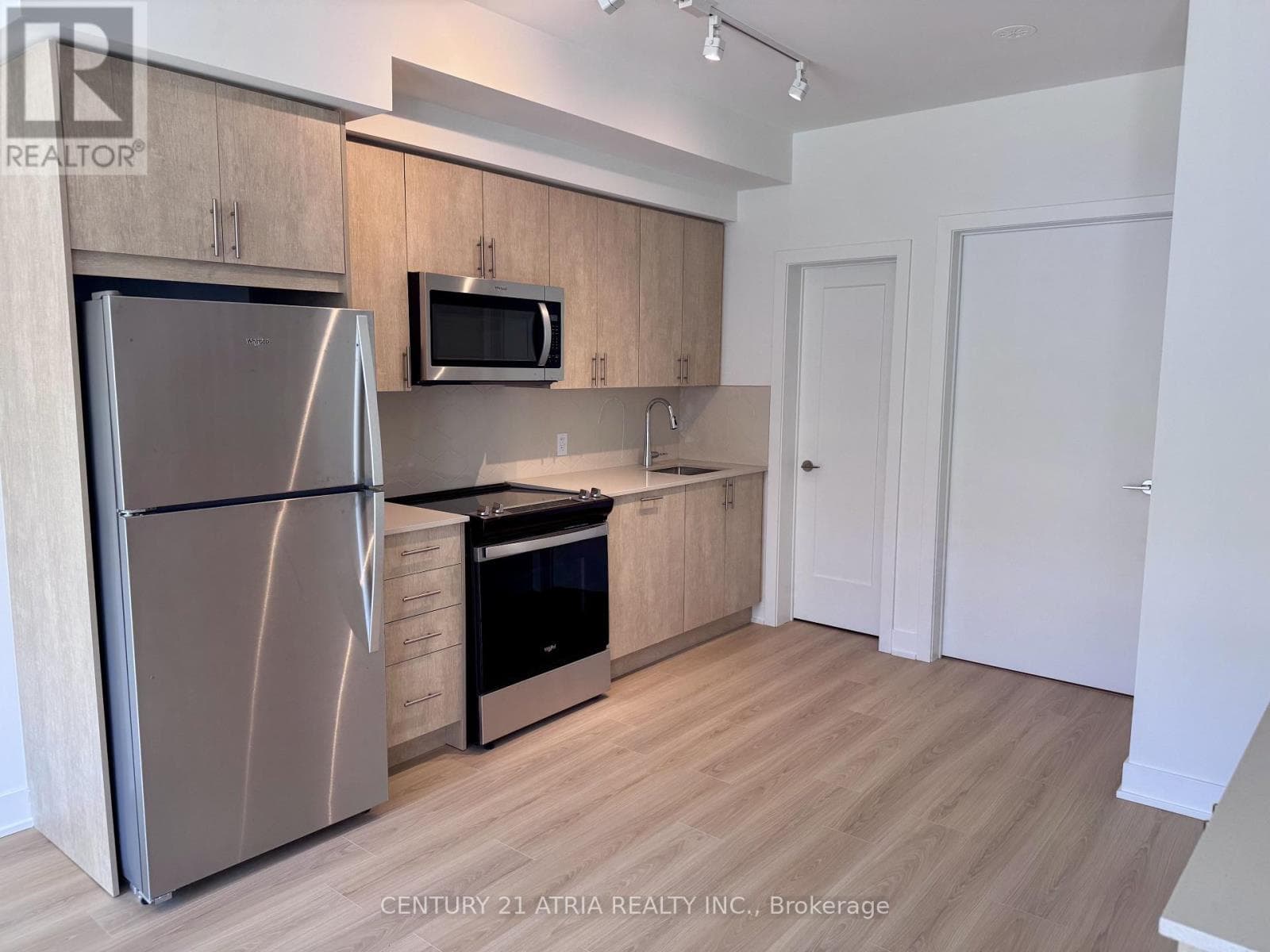 Single Family at 28 Alpine Symphony Path, Oshawa (Windfields), Ontario - Photo 5 - RE/MAX Garden City Realty