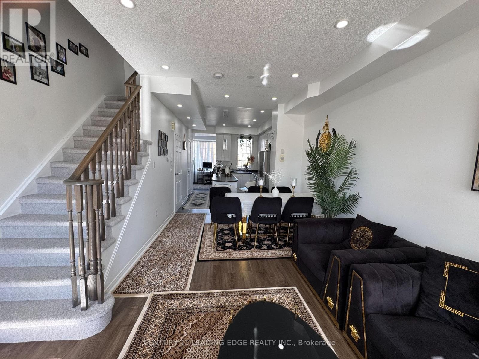 Single Family at 88- 387 Beechgrove Drive, Toronto (West Hill), Ontario - Photo 10 - RE/MAX Garden City Realty
