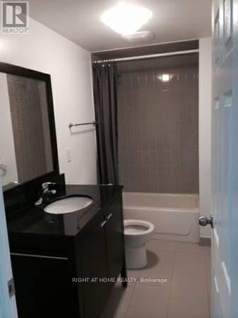 Multi-family at A- 332 Salem Avenue, Toronto (Dovercourt-Wallace Emerson-Junction), Ontario - Photo 6 - RE/MAX Garden City Realty