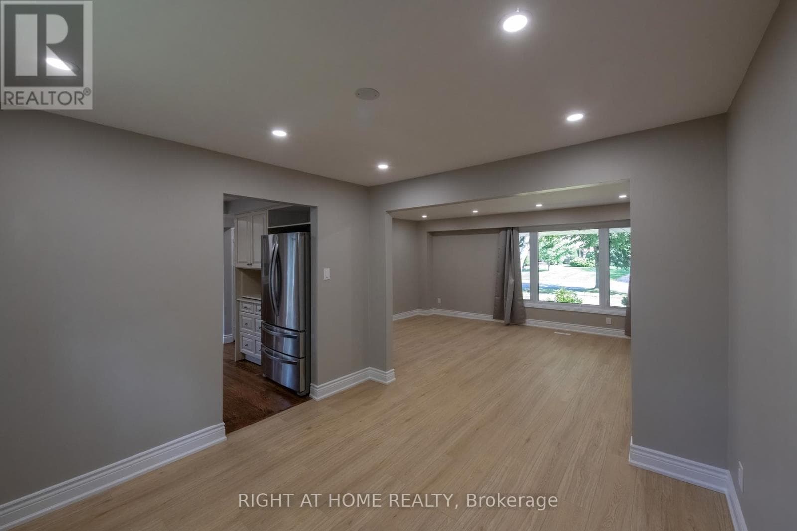 Single Family at 83 Anstead Crescent, Ajax (South West), Ontario - Photo 5 - RE/MAX Garden City Realty