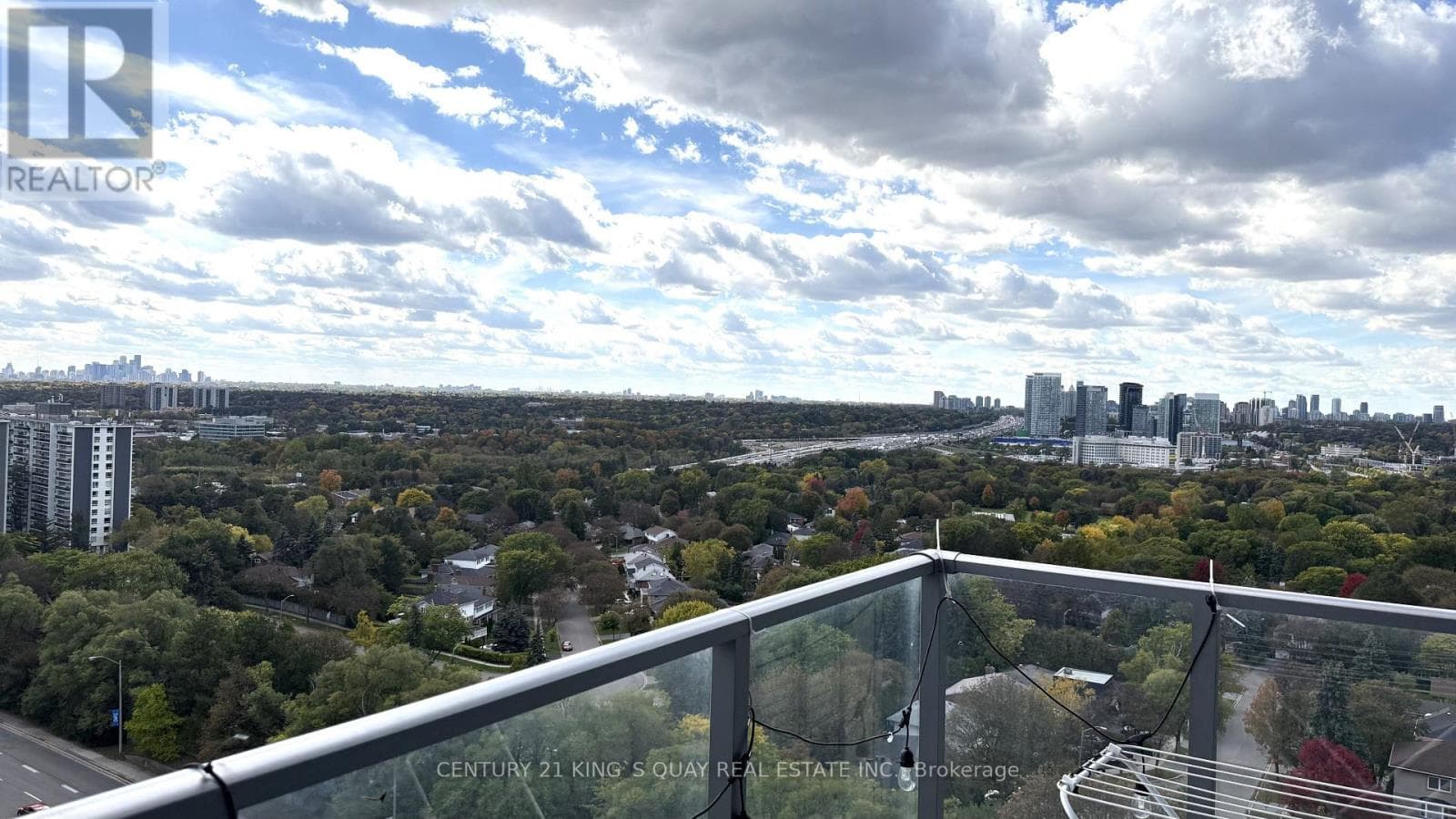 Single Family at 1004- 36 Forest Manor Road, Toronto (Henry Farm), Ontario - Photo 9 - RE/MAX Garden City Realty