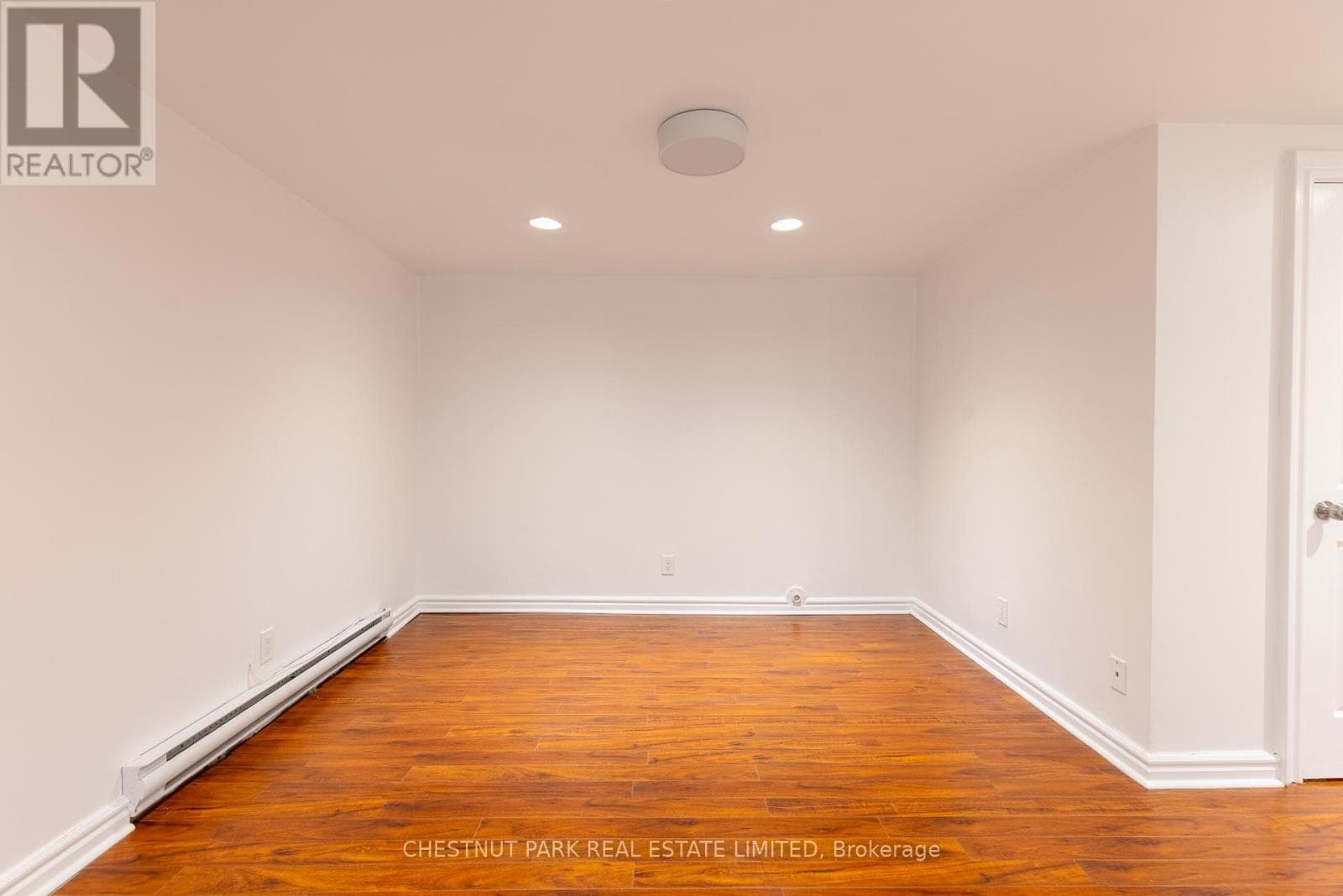 Single Family at Lower- 34A Foxbar Road, Toronto (Yonge-St. Clair), Ontario - Photo 10 - RE/MAX Garden City Realty