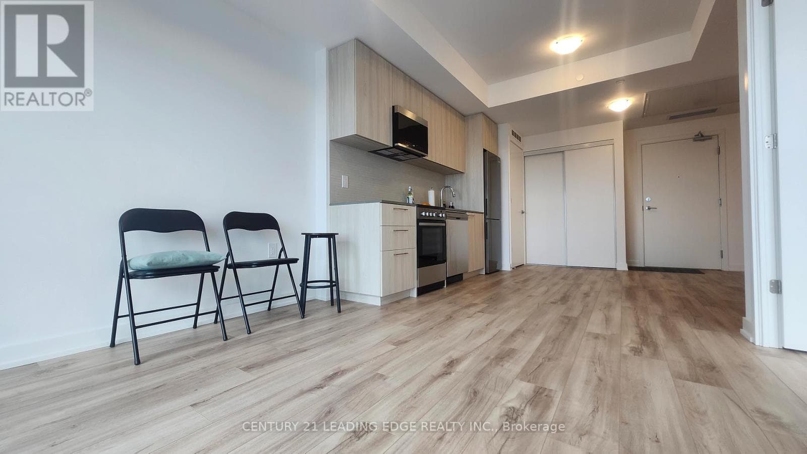 Single Family at 710- 7439 Kingston Road, Toronto (Rouge), Ontario - Photo 9 - RE/MAX Garden City Realty
