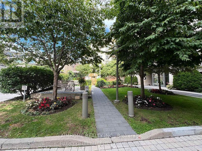 Single Family at 407- 1 Balmoral Avenue, Toronto (Yonge-St. Clair), Ontario - Photo 10 - RE/MAX Garden City Realty