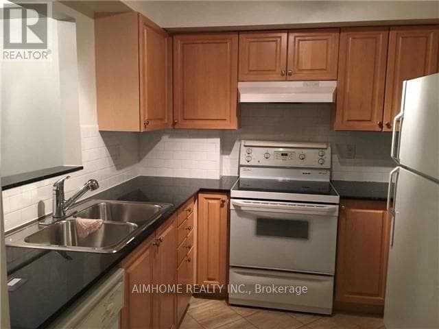 Single Family at 407- 1 Balmoral Avenue, Toronto (Yonge-St. Clair), Ontario - Photo 4 - RE/MAX Garden City Realty
