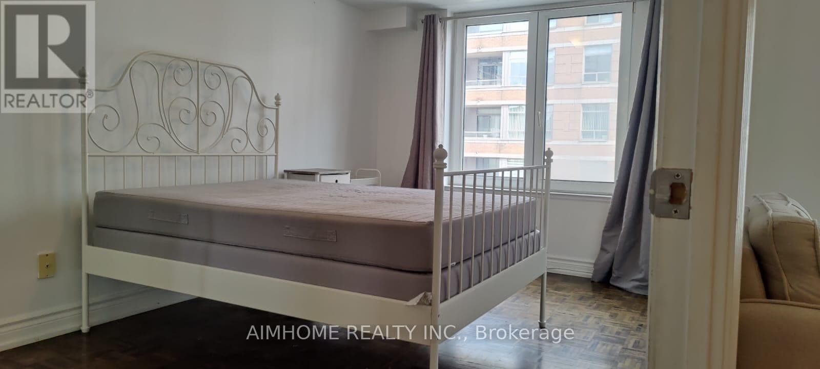 Single Family at 407- 1 Balmoral Avenue, Toronto (Yonge-St. Clair), Ontario - Photo 5 - RE/MAX Garden City Realty