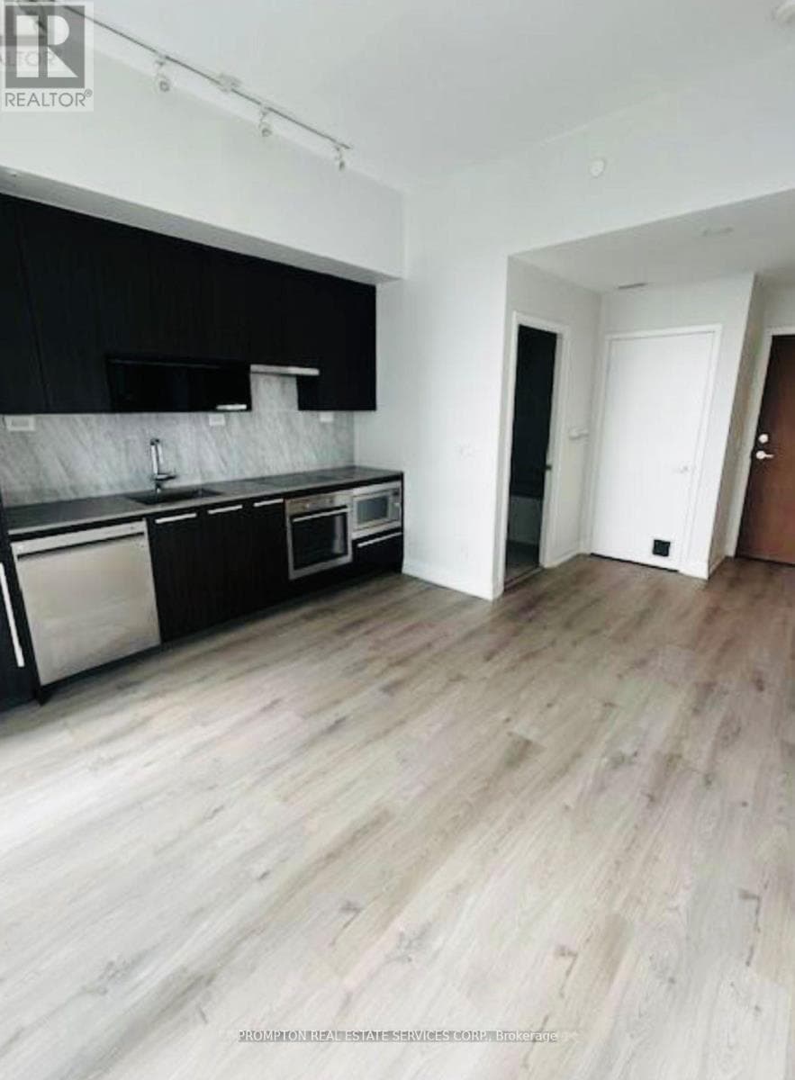 Single Family at 1807- 115 Mcmahon Drive, Toronto (Bayview Village), Ontario - Photo 3 - RE/MAX Garden City Realty