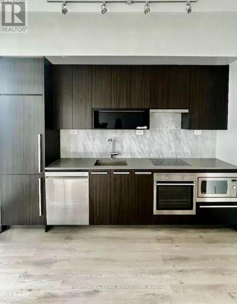 Single Family at 1807- 115 Mcmahon Drive, Toronto (Bayview Village), Ontario - Photo 6 - RE/MAX Garden City Realty
